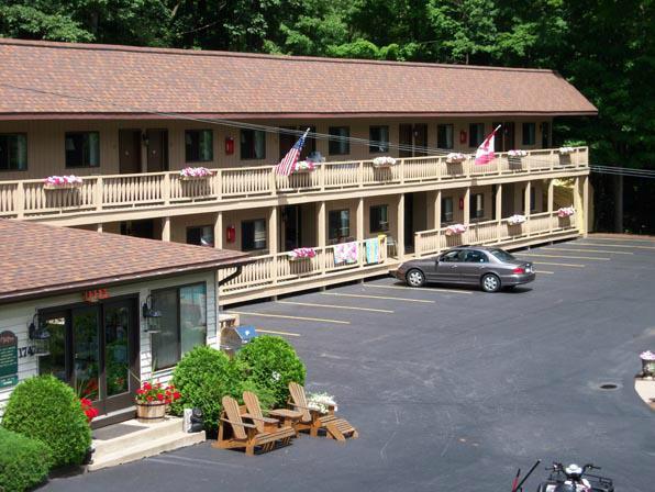 Tall Pines Motel Lake George Rom bilde